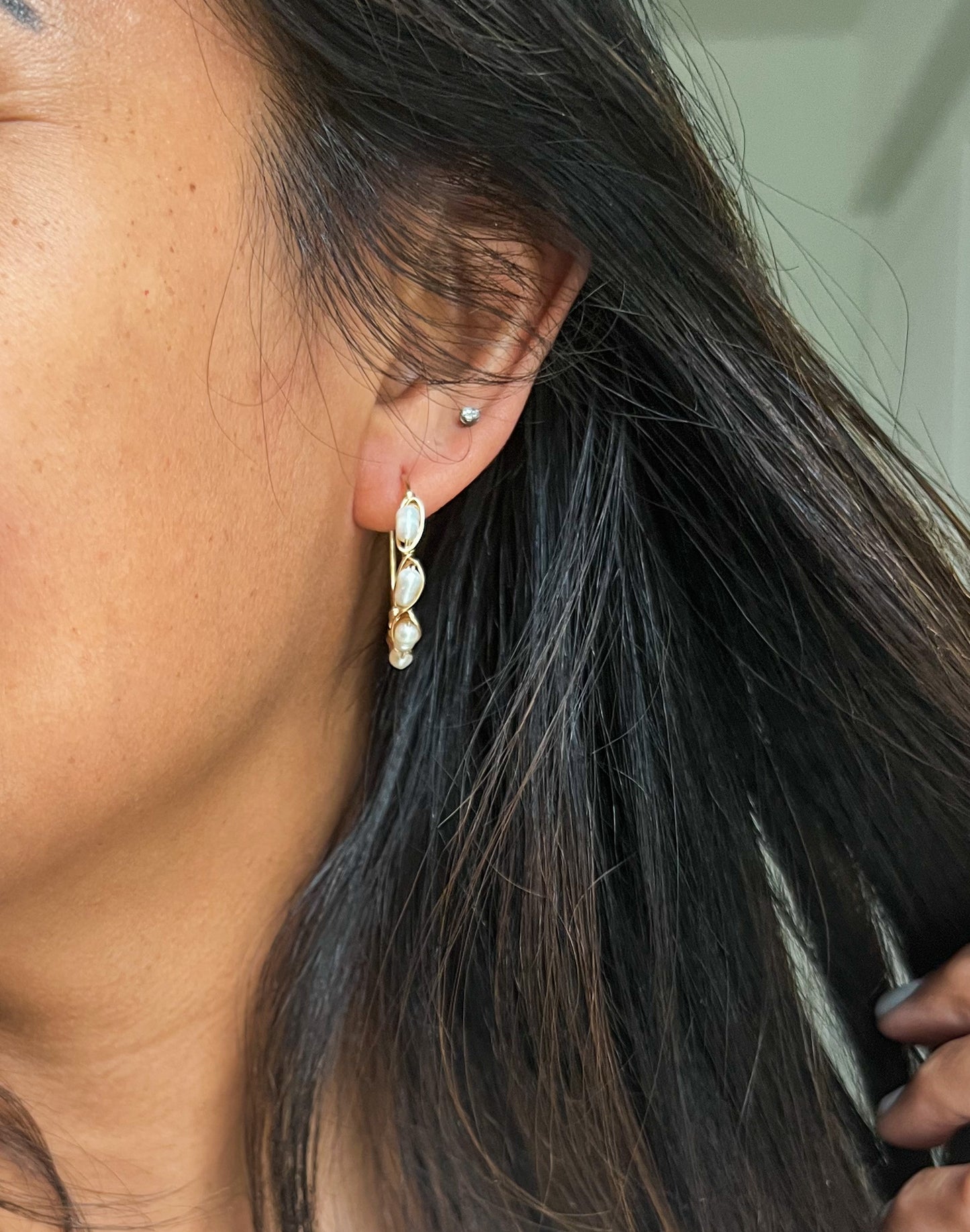 Adele Hoops